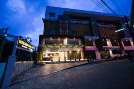 Meenakshi Inn Photo